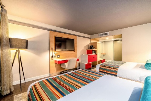 Century Park Hotel LA image 32